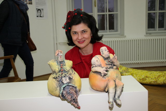 Kunst von Eva Roucka aus Tschechien bewunderte Eva Beerova.
