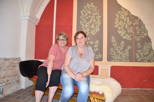 Petra Beutl & Bibiane Weeber, Mitarbeiterinnen im Römermuseum.