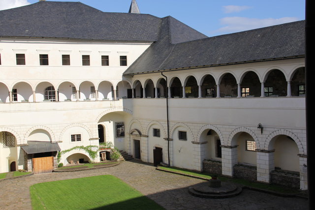 Im Innenhof von Schloss Straßburg finden traditionell die vielen Veranstaltungen im Kultursommer statt | Foto: WOCHE