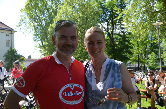 Gerald Smesovsky, Gebietsleiter Oberkärnten der Villacher Brauerei. und Karin Tribusch