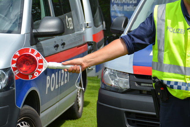 Mit einem Wert von 1,92 Promille wurde ein Lenker angehalten (SYMBOLBILD)