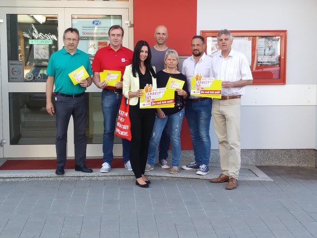 Aktionstag am Oberwarter Wochenmarkt: Manfred Pimperl, Christian Drobits, Pia Glawogger, Jürgen Zimara, Heidi Frühwirth, Rene Höfer und Ewald Gossy.﻿ | Foto: ÖGB