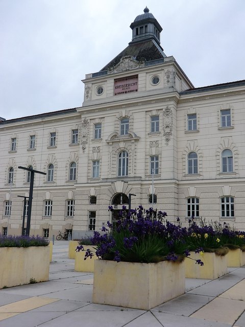 Seitens der Staatsanwaltschaft St. Pölten können derzeit keine konkreteren Angaben gemacht werden.