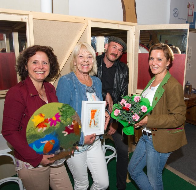 Dabei: Sonja Spreitzer Paumgarten, Maria Harder, Sascha Mikel und Tamara Bergmann