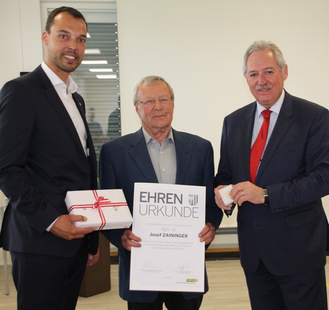 Bezirksparteiobmann Klaus Lindinger, Altbürgermeister Josef Zaininger, Landtagspräsident Viktor Sigl. | Foto: ÖVP Wels-Land
