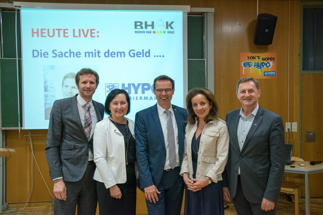 Rückten das Thema Geld in den Fokus: R. Roitner, E. Meixner, S. Engelsmann, A. Graf, R. Matejka | Foto: Medien HAK