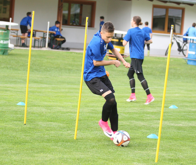Wie die Kampfmannschaft trainert bei der SPG Silz/Mötz auch die U16 bereits dreimal pro Woche. | Foto: Peter Leitner