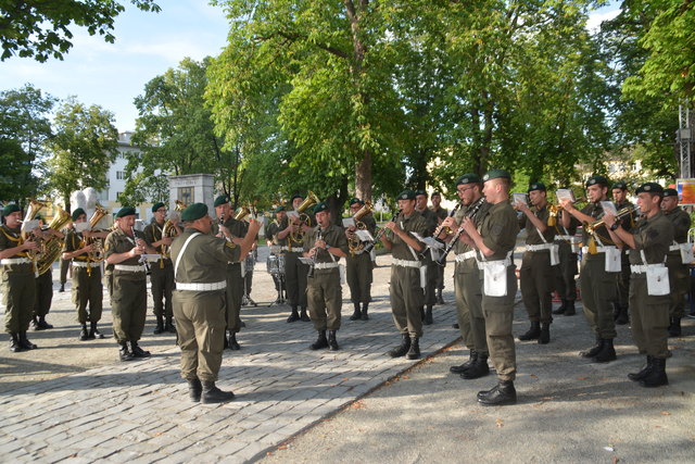 Die Militärmusik Burgenland eröffnet das Programm