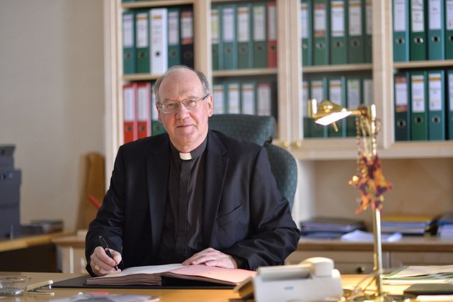 Der gebürtige Niederösterreicher Alois Schwarz, derzeit Bischof der Diözese Gurk-Klagenfurt, soll die Nachfolge von Klaus Küng antreten. | Foto: Pressestelle / Helge Bauer