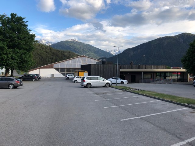 Am Imster Glenthof fand die Party statt, bei der ein solides Sicherheitskonzept vorgeschrieben wurde.