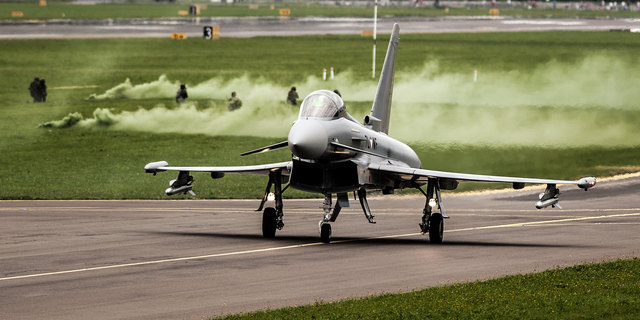 Die Eurofighter heben zu Überschallflügen ab. Foto: Bundesheer/Gorup