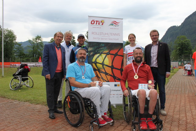 Die Sieger des Quad-Bewerbs Wallner (re. vorne) und Laisacher.