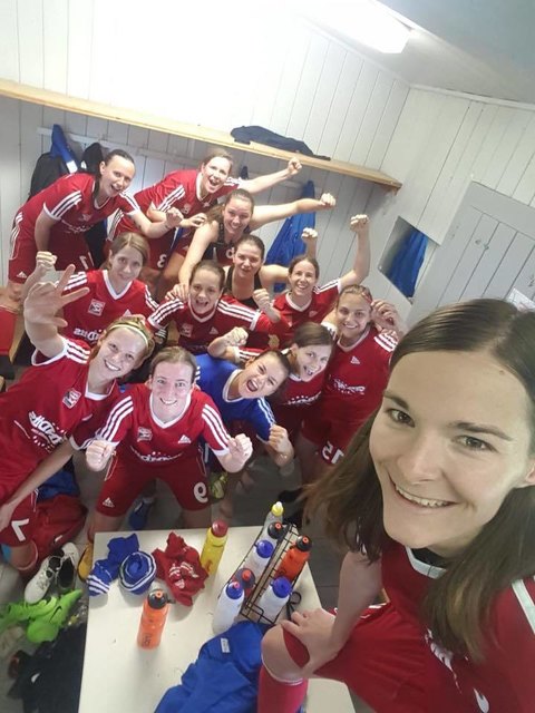 Die Spielerinnen vom FC Südburgenland beim Jubelselfie nach dem 1:0-Auswärtssieg.