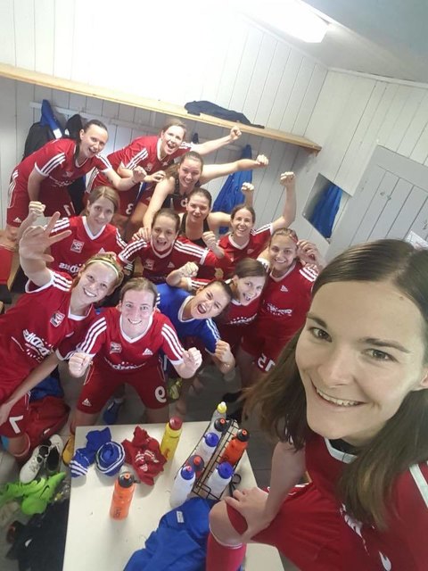 Die Spielerinnen vom FC Südburgenland beim Jubelselfie nach dem 1:0-Auswärtssieg. | Foto: FC Südburgenland