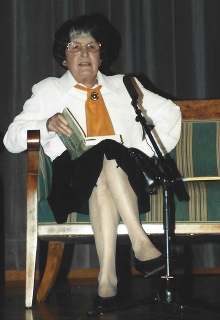 Recheis Käthe Ehrenring Kulturmedaille 13.3.1998 Foto Hans Aumayr