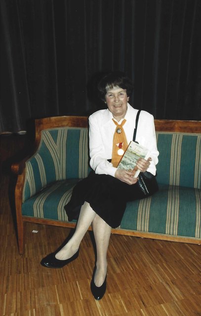 Recheis Käthe Ehrenring Kulturmedaille 13.3.1998 Foto Hans Aumayr