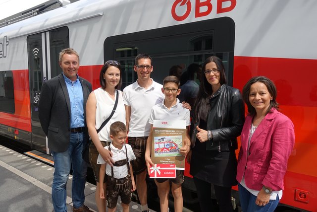 vlnr. Johannes Rohrmoser, ÖBB // Gertraud, Sebastian, Franz & Johannes Plainer // Petra Dürnberger, Lehrerin NMS Köstendorf // Gerlinde Ecker, Klimabündnis Salzburg | Foto: Foto: ÖBB