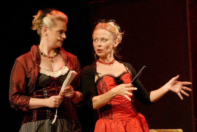 Uschi Schibl als "Ortensia".