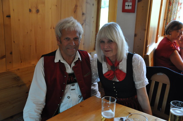 Isabella und Franz Kapferer gaben bei ihrem ersten Musikantentreffen eine kleine Auswahl an Lieder zum Besten.