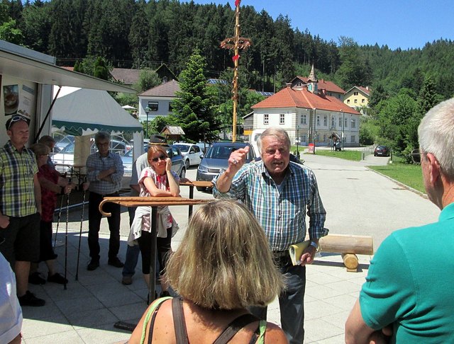 Albert Valenta Reiseführer durch die Geschichte