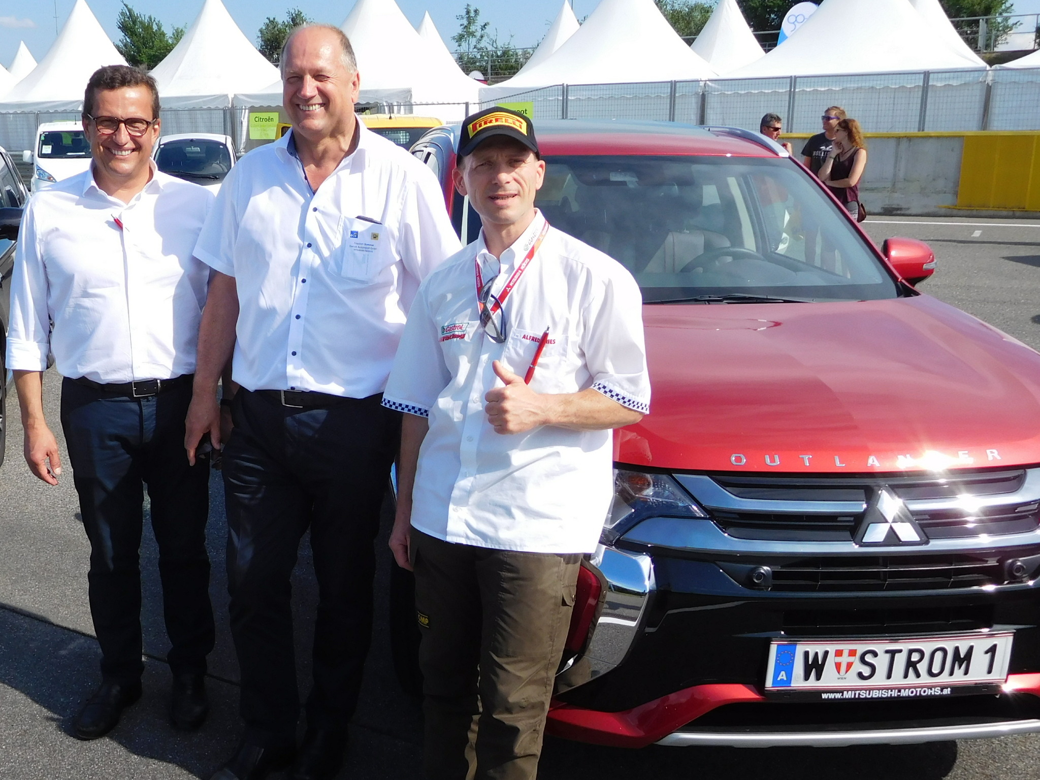 Motorsportler Alfred Fries diesmal als Beifahrer Krems