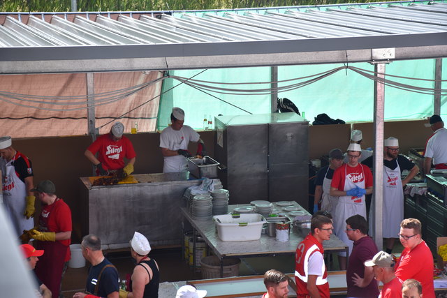 Für das leibliche Wohl wurde ausreichend gesorgt.