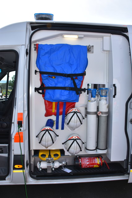 Interessierte konnten die Einsatzfahrzeuge auch von innen kennenlernen.