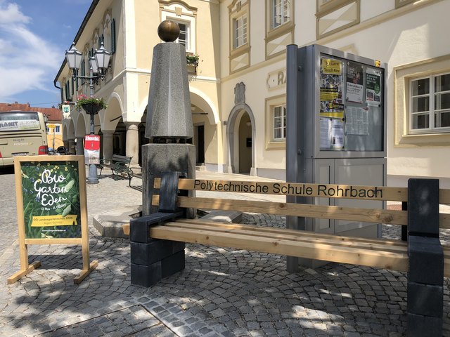 Rohrbach-Berg ist mit zwei Bänken für Landesgartenschau ...