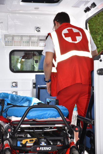 Interessierte konnten die Einsatzfahrzeuge auch von innen kennenlernen.