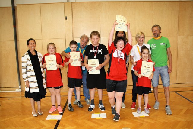 Jubel bei Schülern der Sonderschule Rosenhain, die mit Geschicklichkeit punkteten.