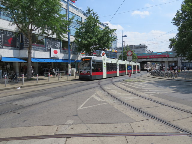 Der Bezirk fordert eine Gesamtlösung für den öffentlichen Verkehr statt Einzelideen.