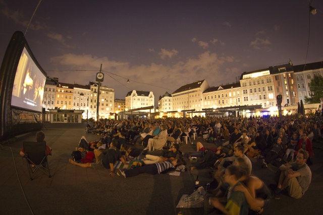 Kino am Karmelitermarkt: Am 16. August wird "Inherent Vice" gezeigt. | Foto: Volxkino