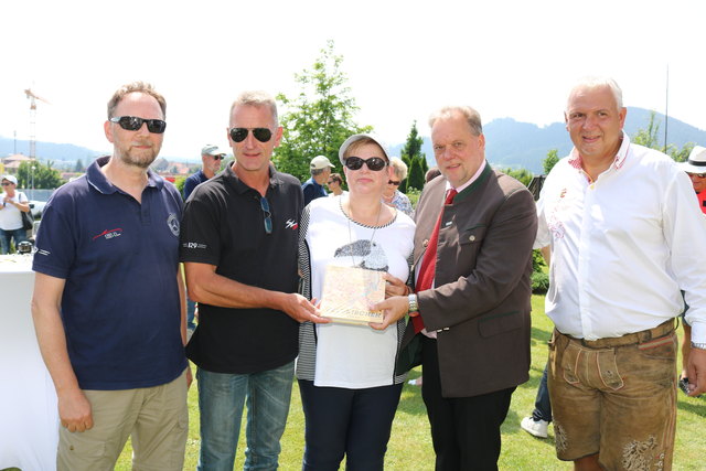Markus Weiss, Bernhard Bader, Anita Werner, Bgm. Martin Treffner und Gunter Walcher (v. li.)