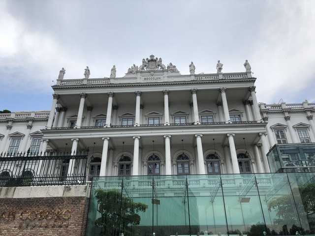 Das Palais Coburg war einst das erste Haus der Stadt, gleich nach der Hofburg. Eine Ausstellung erzählt die bewegte Geschichte des Geschlechts.