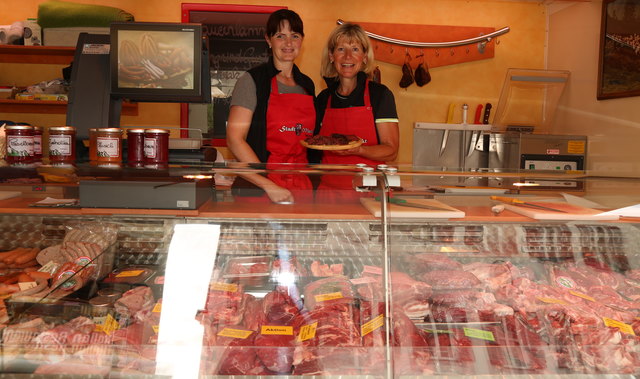 Frische Fleisch, Wurstwaren vom Tauernlamm.