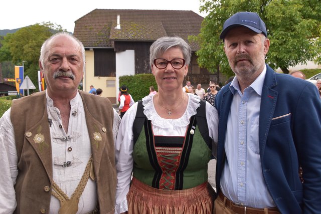 Die Alt-Neuhauser Hans Motschnig und Dorothea und Alois Elsbacher