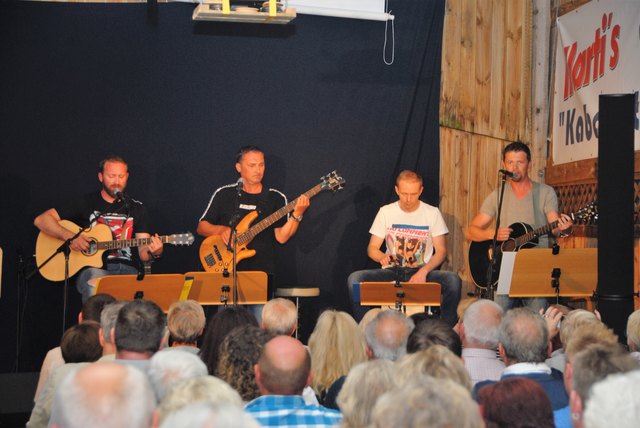 Austro-Pop von " 4-G'spann" wurde beim Sommerkabarett geboten