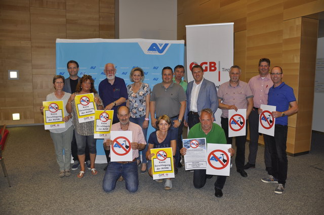 Vorstandsmitglieder des ÖGB in der Region Unterland im RZ Bad Häring. | Foto: ÖGB Region Unterland