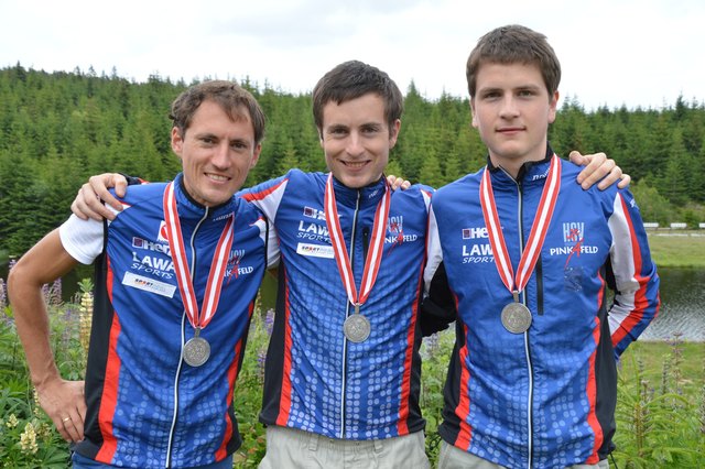 Gernot Ymsén-Kerschbaumer, Helmut und Richard Gremmel schafften Silber in der Mannschaft. | Foto: Melinda Ymsén