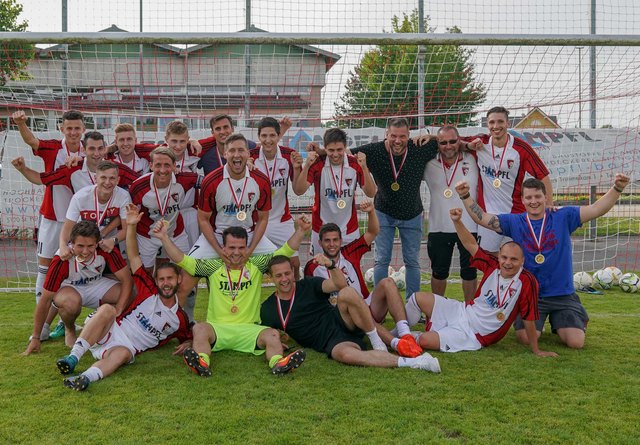 09.06.2018, Sportplatz Ostermiething, AUT, OFV, BW, Ostermiething vs. Ranshofen, Meisterehrung, im Bild Feature, Spielszene Meisterehrung, Pressefoto Scharinger © 2018, PhotoCredit D. Scharinger