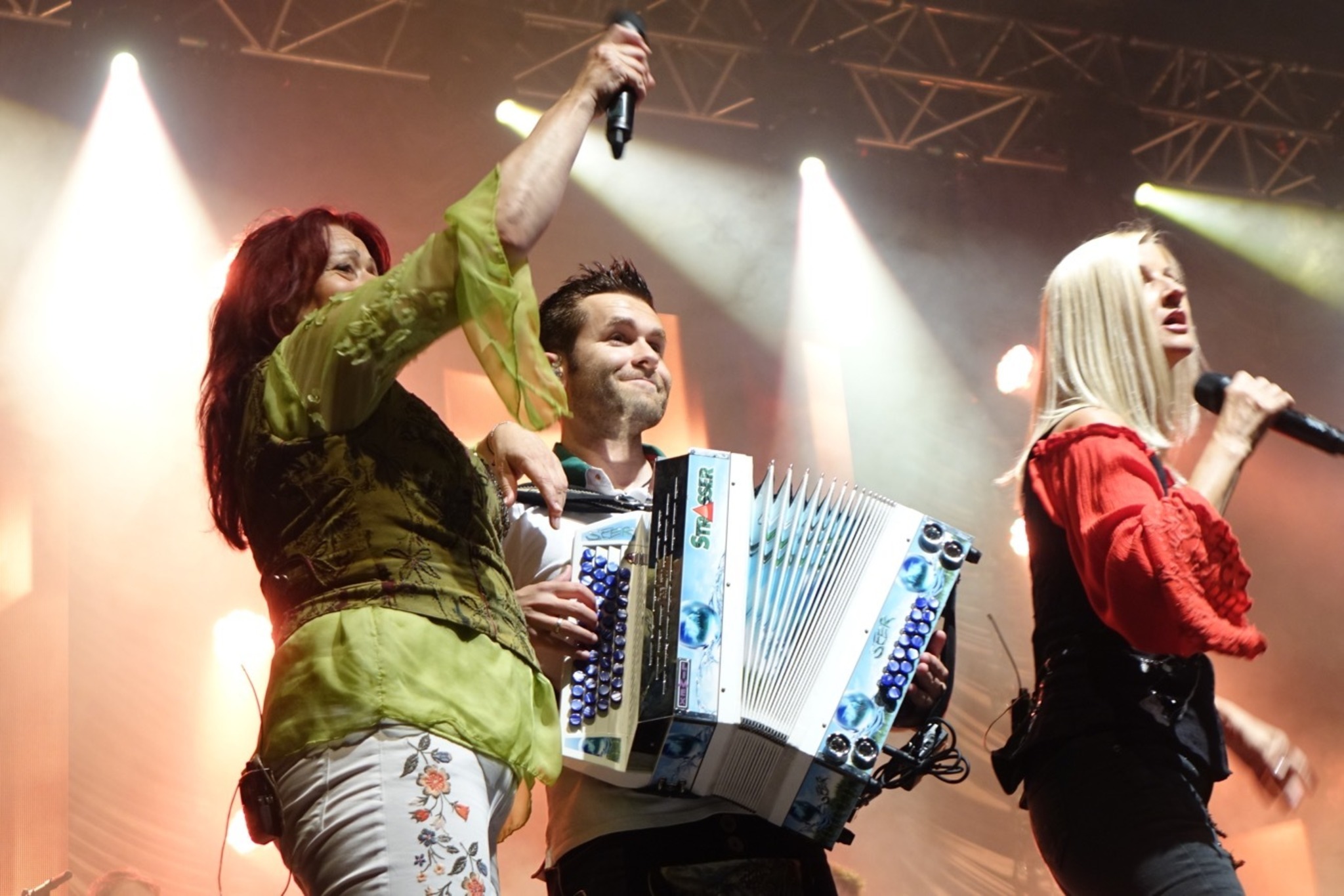 Die Seer begeisterten tausende Besucher beim Open Air-Konzert in ...