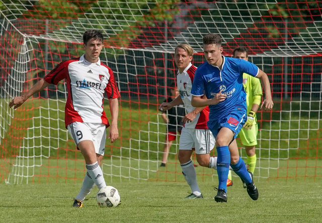 09.06.2018, Sportplatz Ostermiething, AUT, OFV, BW, Ostermiething vs. Ranshofen, Meisterehrung, im Bild Feature, Spielszene Meisterehrung, Pressefoto Scharinger © 2018, PhotoCredit D. Scharinger