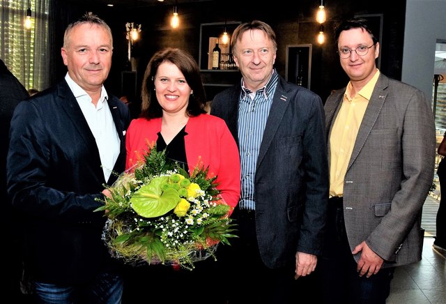Eine Delegation der Wirtschaftskammer zu Besuch bei Dolce-Geschäftsführerin Manuela Krammer (v.l.): Klaus Sagmeister, Wolfgang Ivancsics und Thomas Novoszel. | Foto: Josef Lang