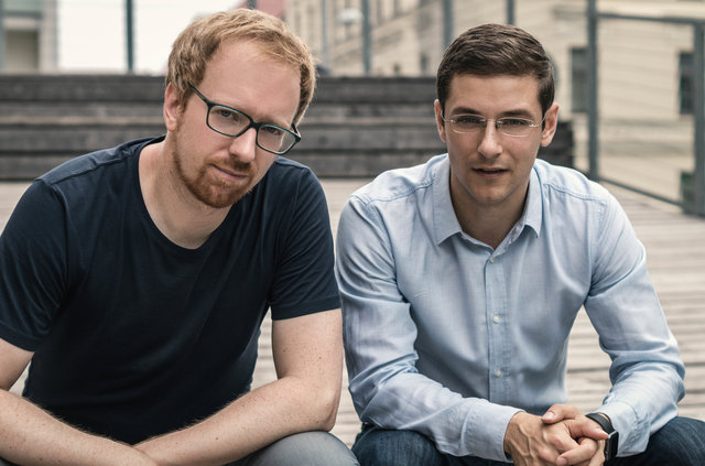 Die beiden Gründer Josef Korntheuer (li.) und Ivan Stojkovic wollen Menschen wieder für Kinobesuche begeistern.