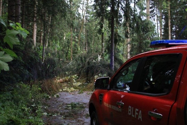 In den Gemeinden Kainach und Bärnbach sind Straßen weiterhin unpassierbar. | Foto: Holawat