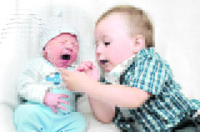 Jonah Carol • Geburt: 22. Mai. Eltern: Michaela und Hannes Fleischhacker, Feldbach. 3.830 g, 52 cm.