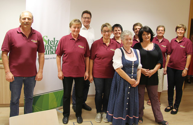 Christine Kaltenböck und Elfriede Guttenbrunner
Mundharmonika-Ensemble der Gruppe VOIXliad
TEM Geschäftsführer Dipl. BW Friedrich Kaindlstorfer MBA