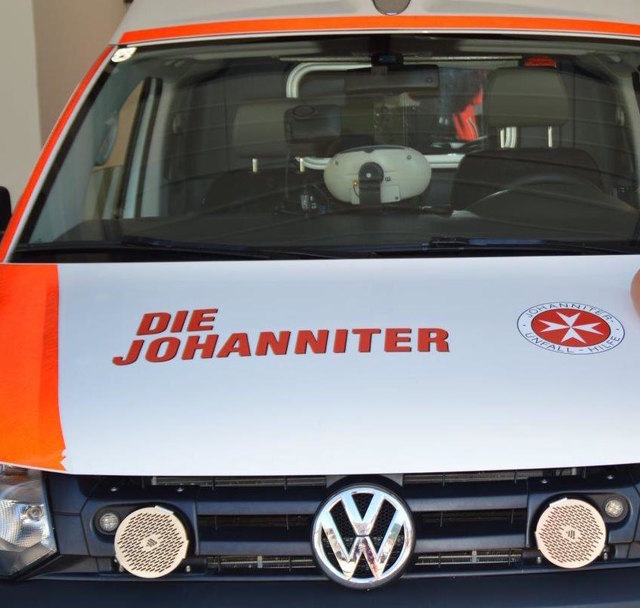 Der verletzte Radfahrer wurde von der Johanniter Unfallhilfe in die Landesklinik Tamsweg gebracht