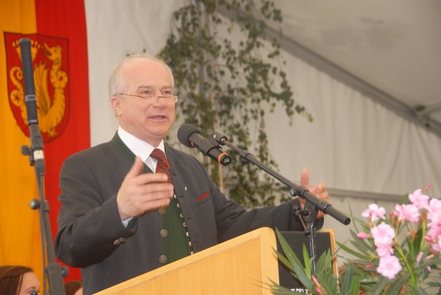 Landesrat Hans Seitinger hielt die Festrede zur 750 Jahr- Feier in St Margarethen an der Raab