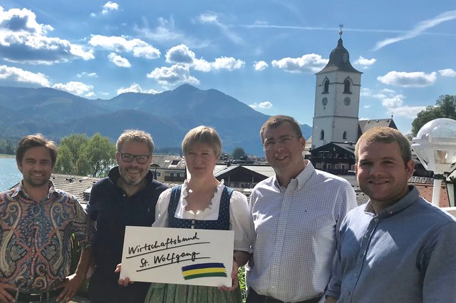 Mit vollem Einsatz für die St. Wolfganger Betriebe: der neue Wirtschaftsbund-Vorstand mit Dietmar Ramsauer, Arno Perfaller, Barbara Gandl, Günter Höplinger und Gerd Kienberger. | Foto: Wirtschaftsbund St. Wolfgang